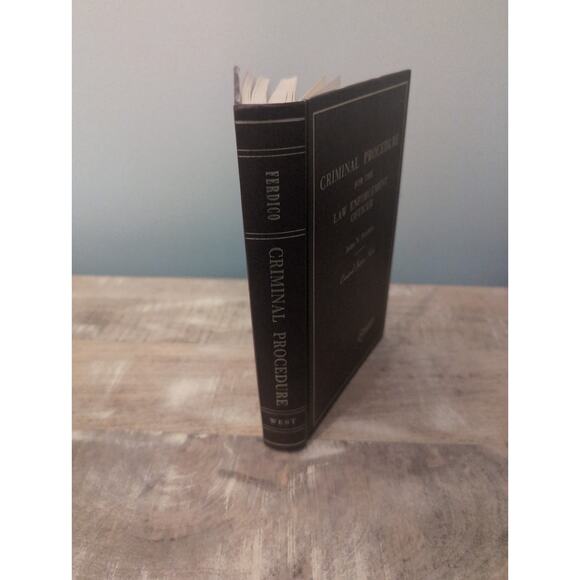 Criminal Procedure‎ For the Law Enforcement Officer by John Ferdico (1975, HC) - Picture 2 of 6